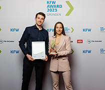 Die beiden Medizinstudierenden und Gründer Katharina Weißig und Corvin Groß